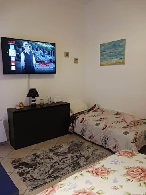 Διαμέρισμα Στην Καρδιά Της Αθήνα Exteriör bild